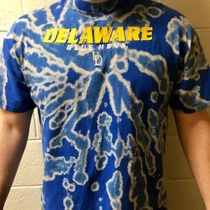 Delaware Blue Hens
Size: XL